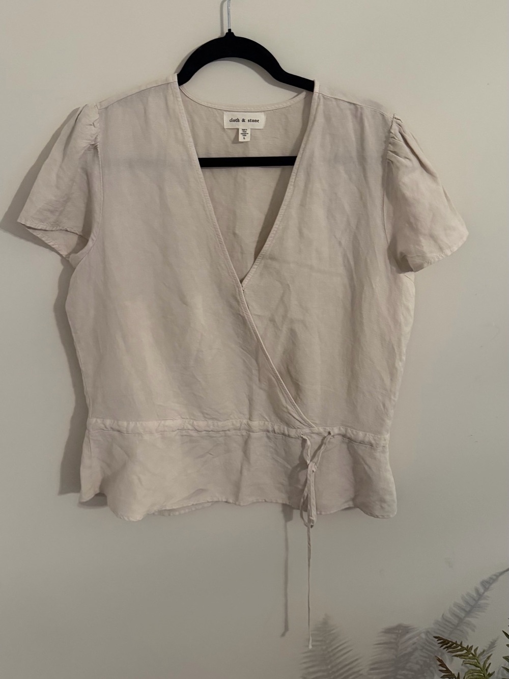 cloth & stone Light Cream Wrap Tie-Waist Short Sleeve Blouse